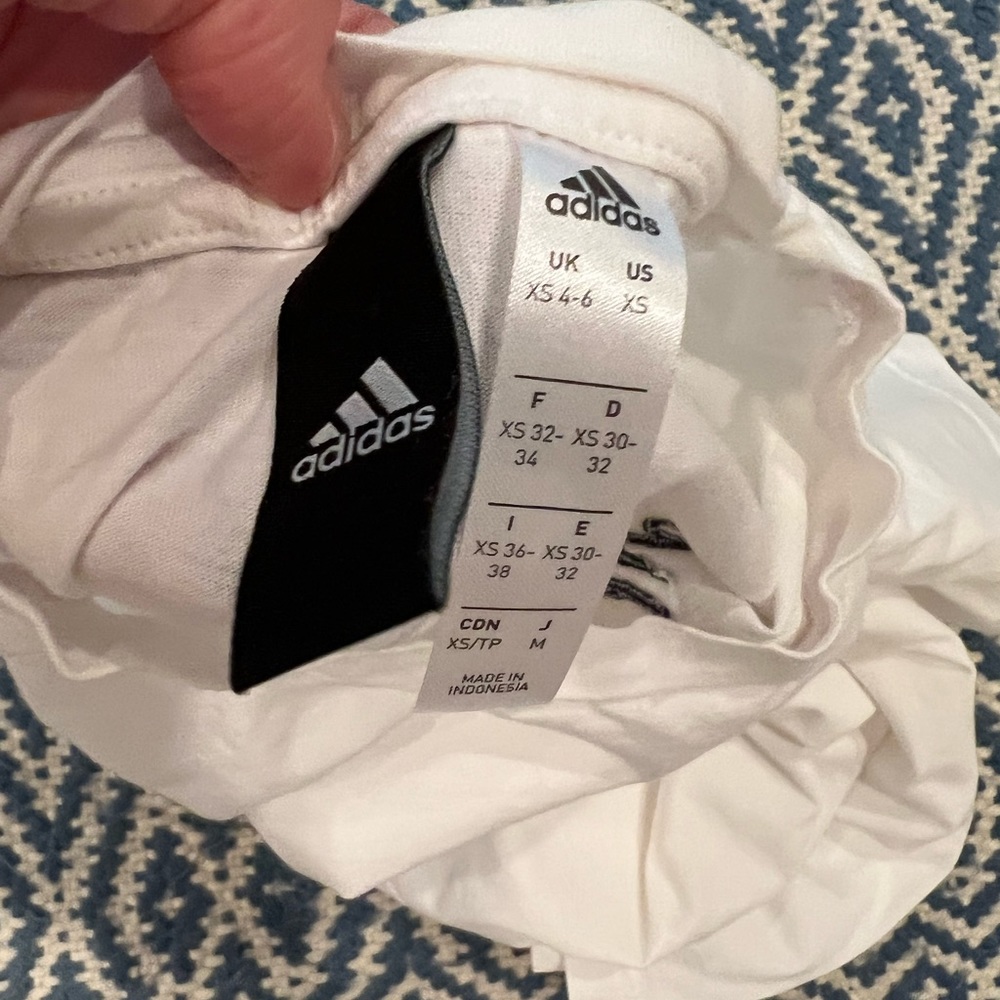 Adidas t-shirt - Picture 3 of 3